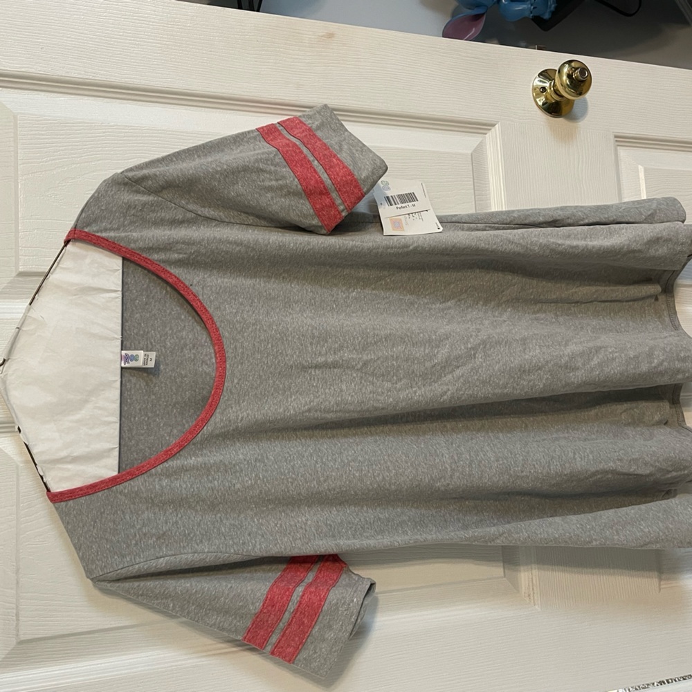 Lularoe perfect shirt size medium